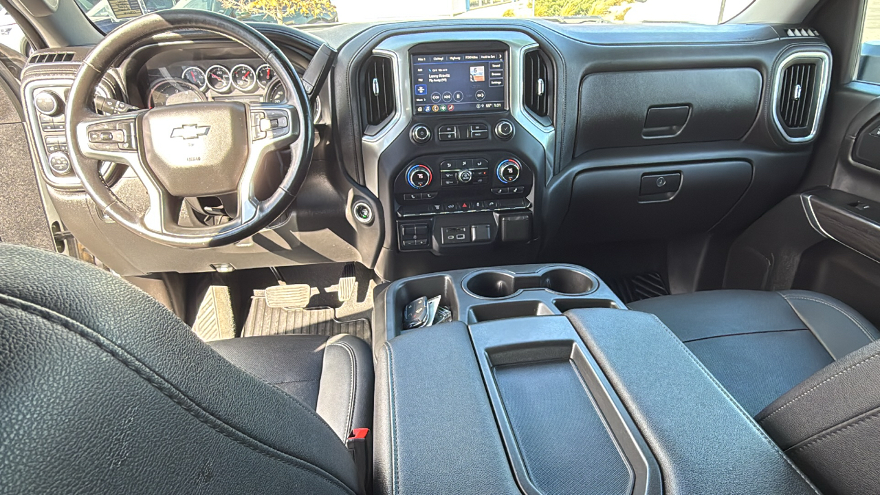 2021 Chevrolet Silverado 3500HD LTZ 21