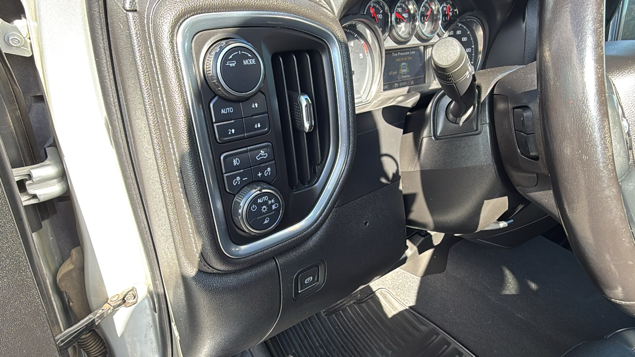 2021 Chevrolet Silverado 3500HD LTZ 36