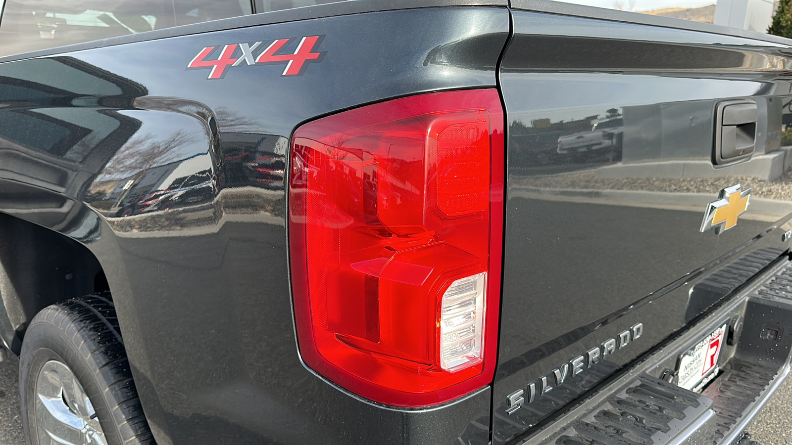 2018 Chevrolet Silverado 1500 LTZ 14