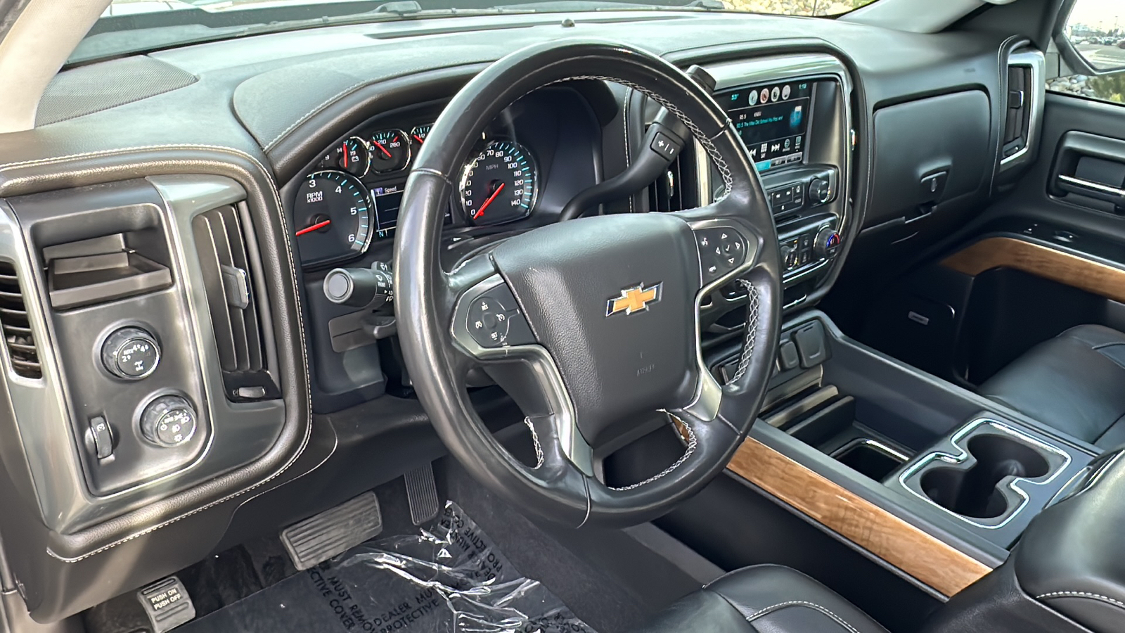 2018 Chevrolet Silverado 1500 LTZ 52