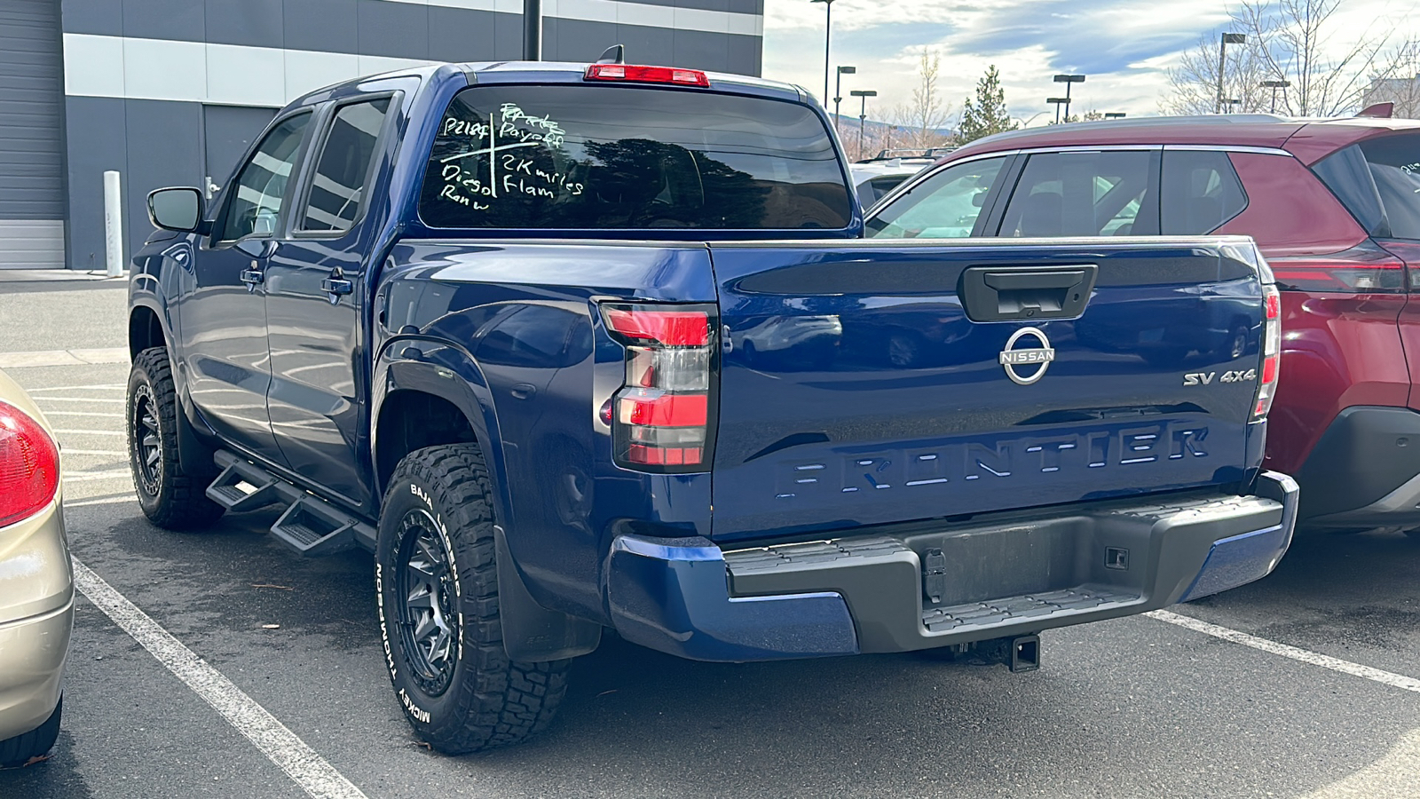 2023 Nissan Frontier SV 6