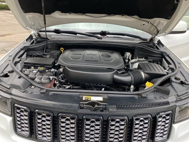 2019 Jeep Grand Cherokee Altitude 18