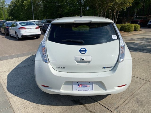 2017 Nissan Leaf S 10