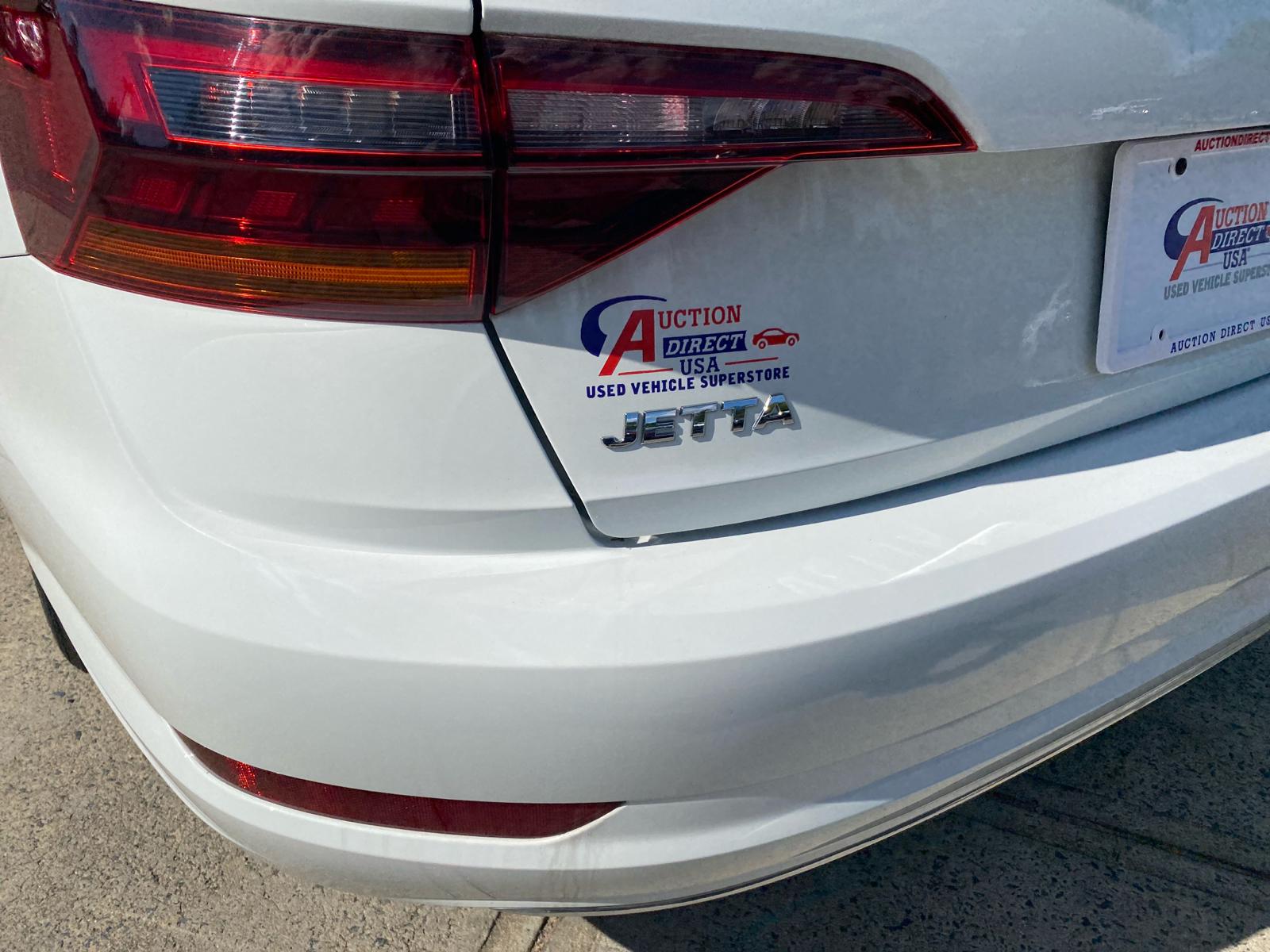 2019 Volkswagen Jetta 1.4T SE 17
