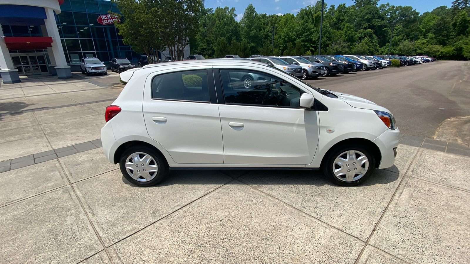 2019 Mitsubishi Mirage ES 16