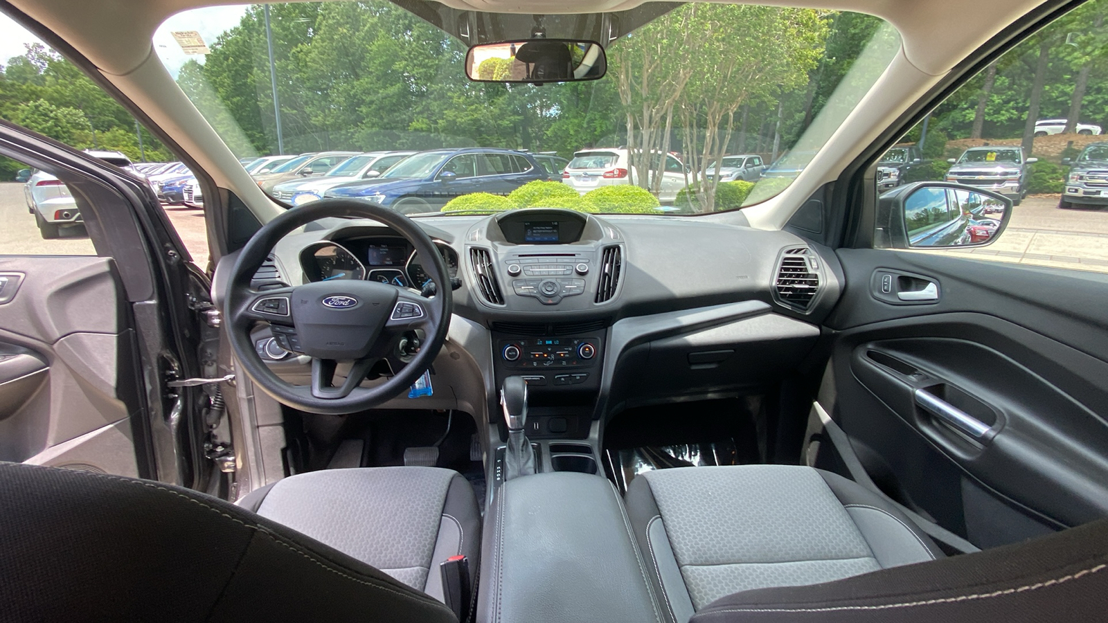 2018 Ford Escape SE 36