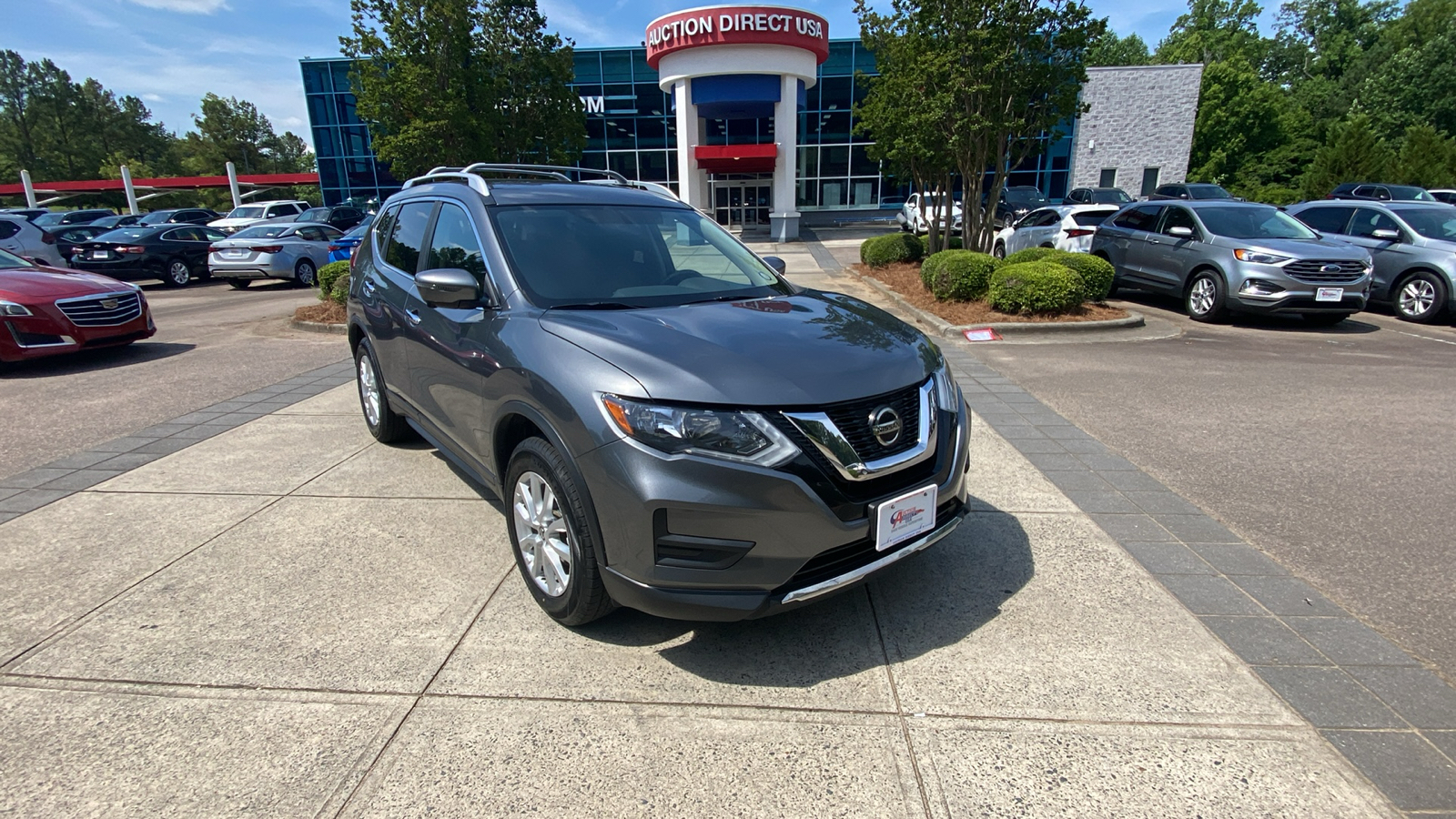 2018 Nissan Rogue SV 1