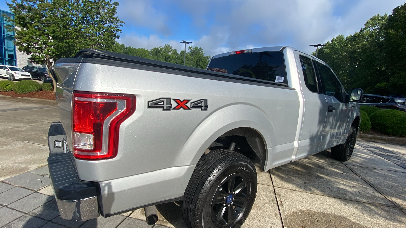 2015 Ford F-150 XLT 8