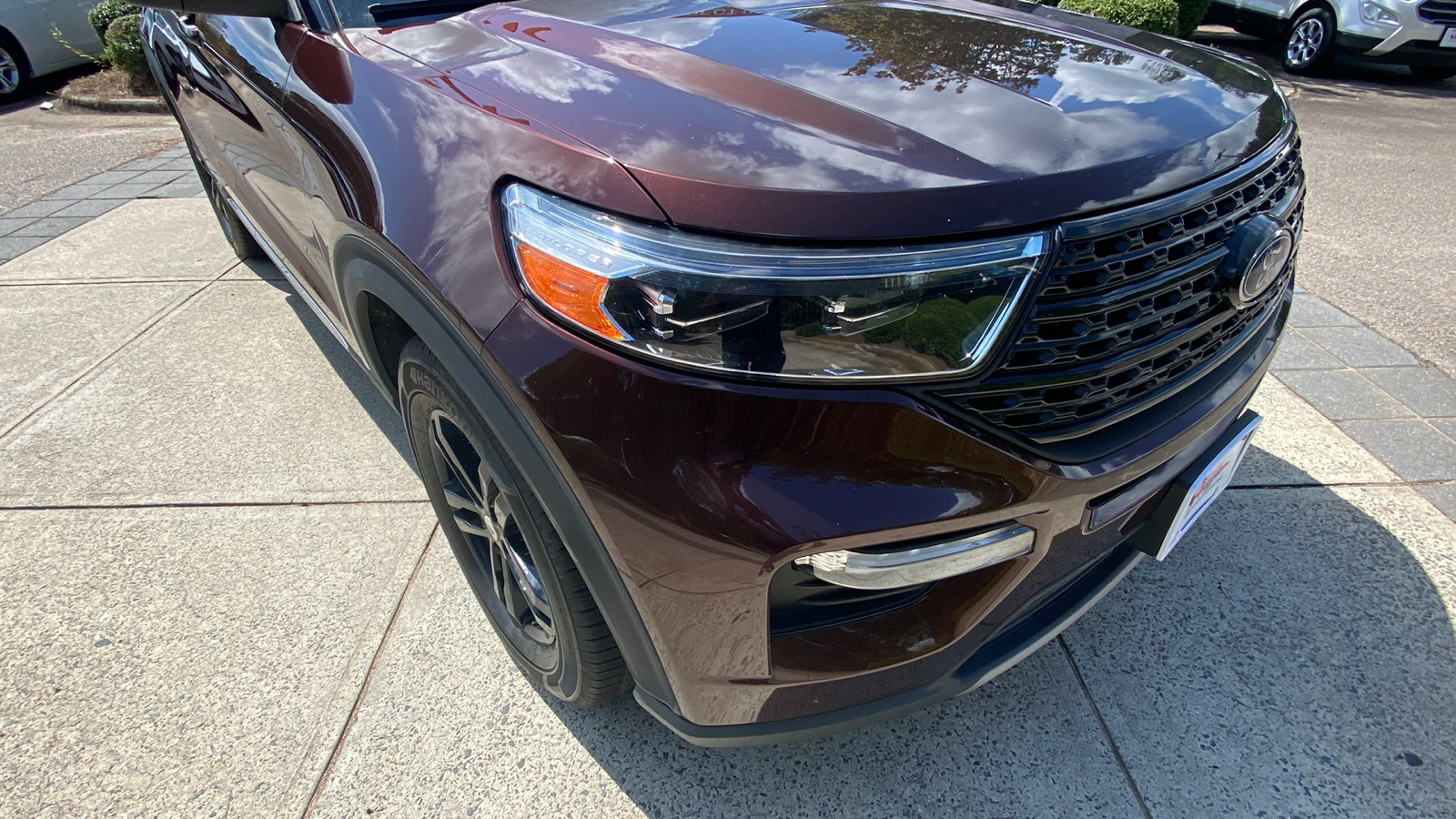 2020 Ford Explorer XLT 2