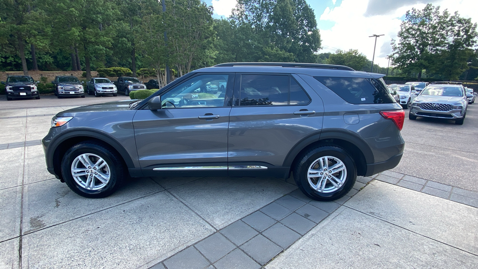 2021 Ford Explorer XLT 7