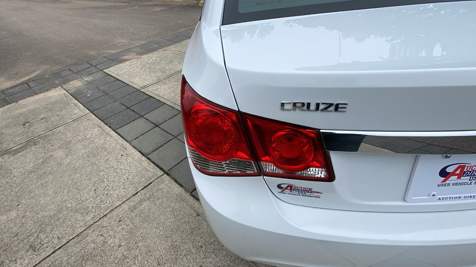 2015 Chevrolet Cruze  11