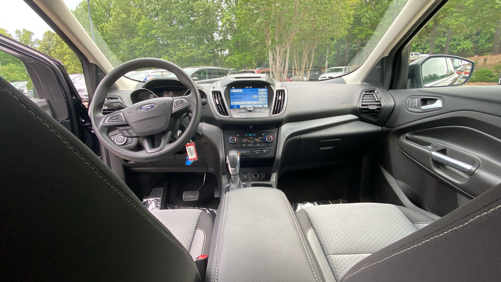 2018 Ford Escape SE 38