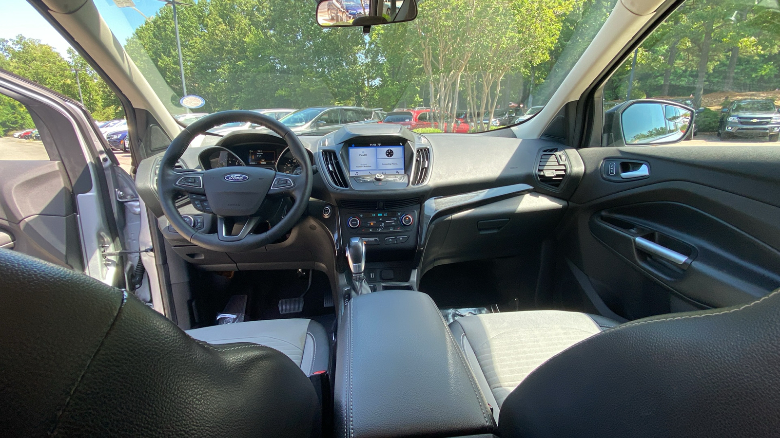 2019 Ford Escape SE 38