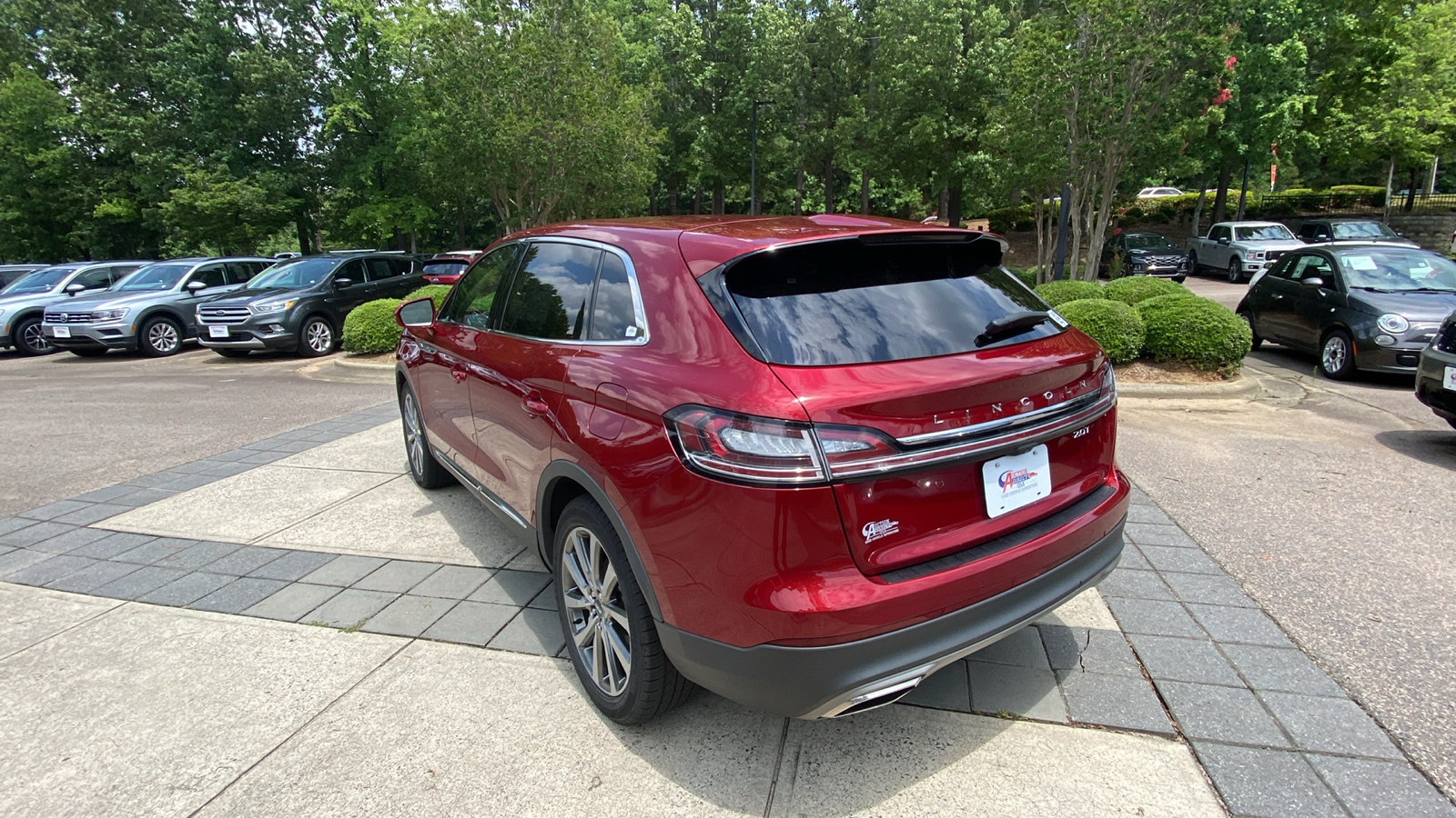 2019 Lincoln Nautilus Select 10