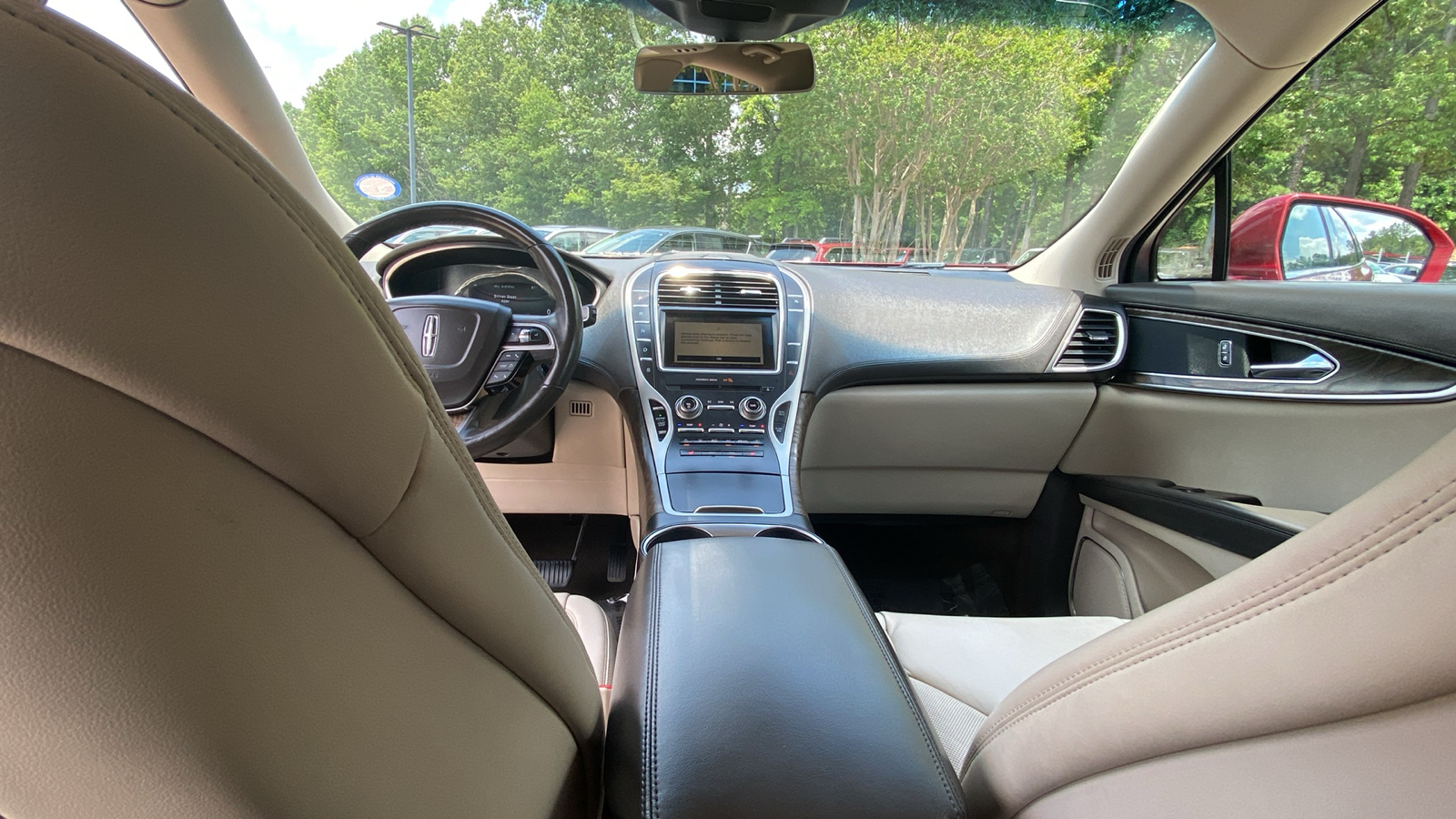 2019 Lincoln Nautilus Select 38