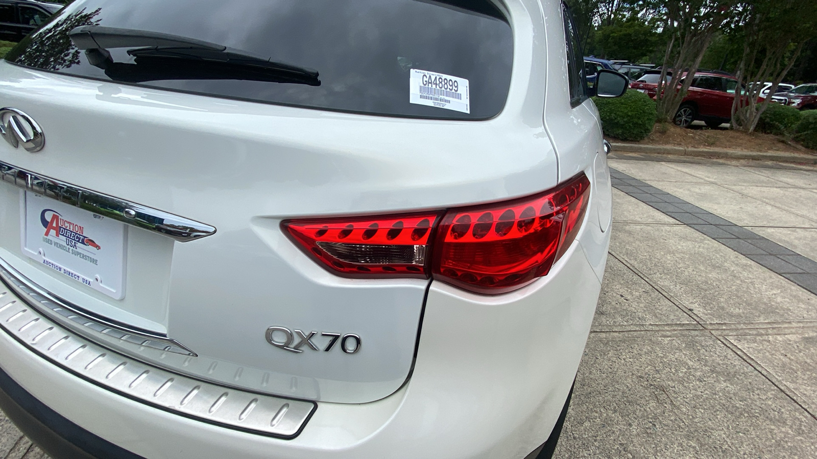 2015 INFINITI QX70 Base 18