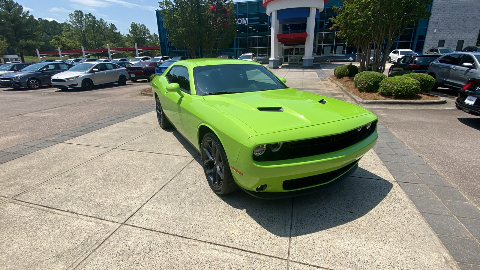 2023 Dodge Challenger SXT 1