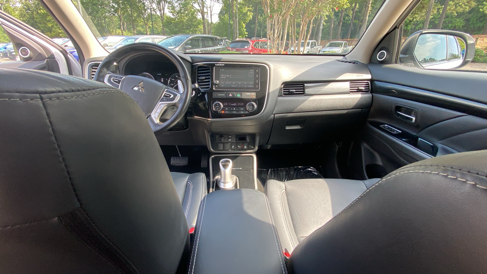 2018 Mitsubishi Outlander PHEV SEL 39