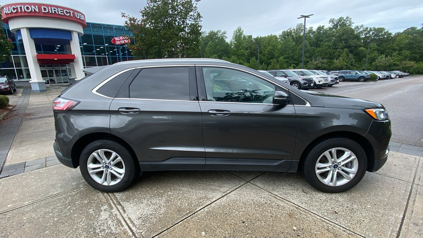 2019 Ford Edge SEL 16