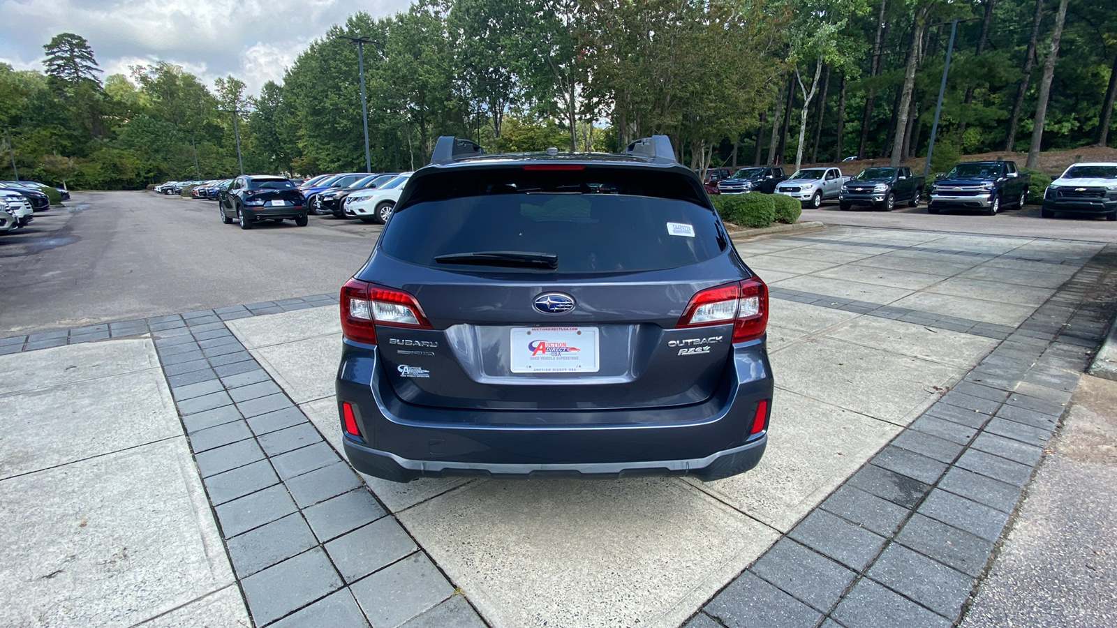 2015 Subaru Outback 2.5i Premium 11