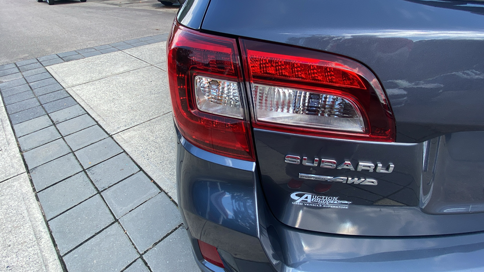 2015 Subaru Outback 2.5i Premium 12