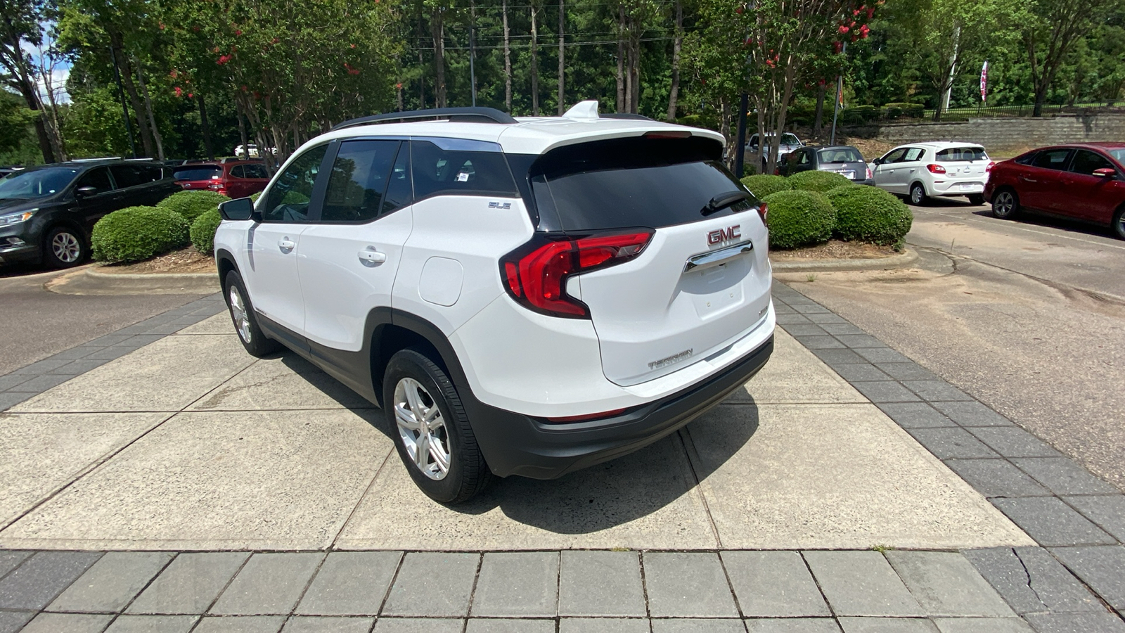 2021 GMC Terrain SLE 9