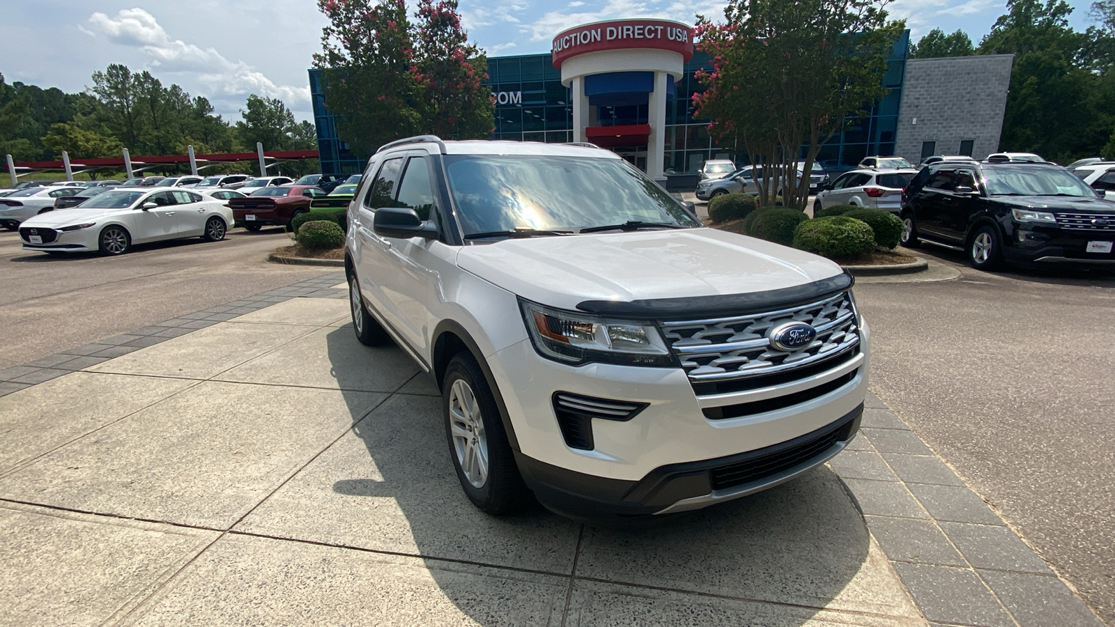 2019 Ford Explorer XLT 1