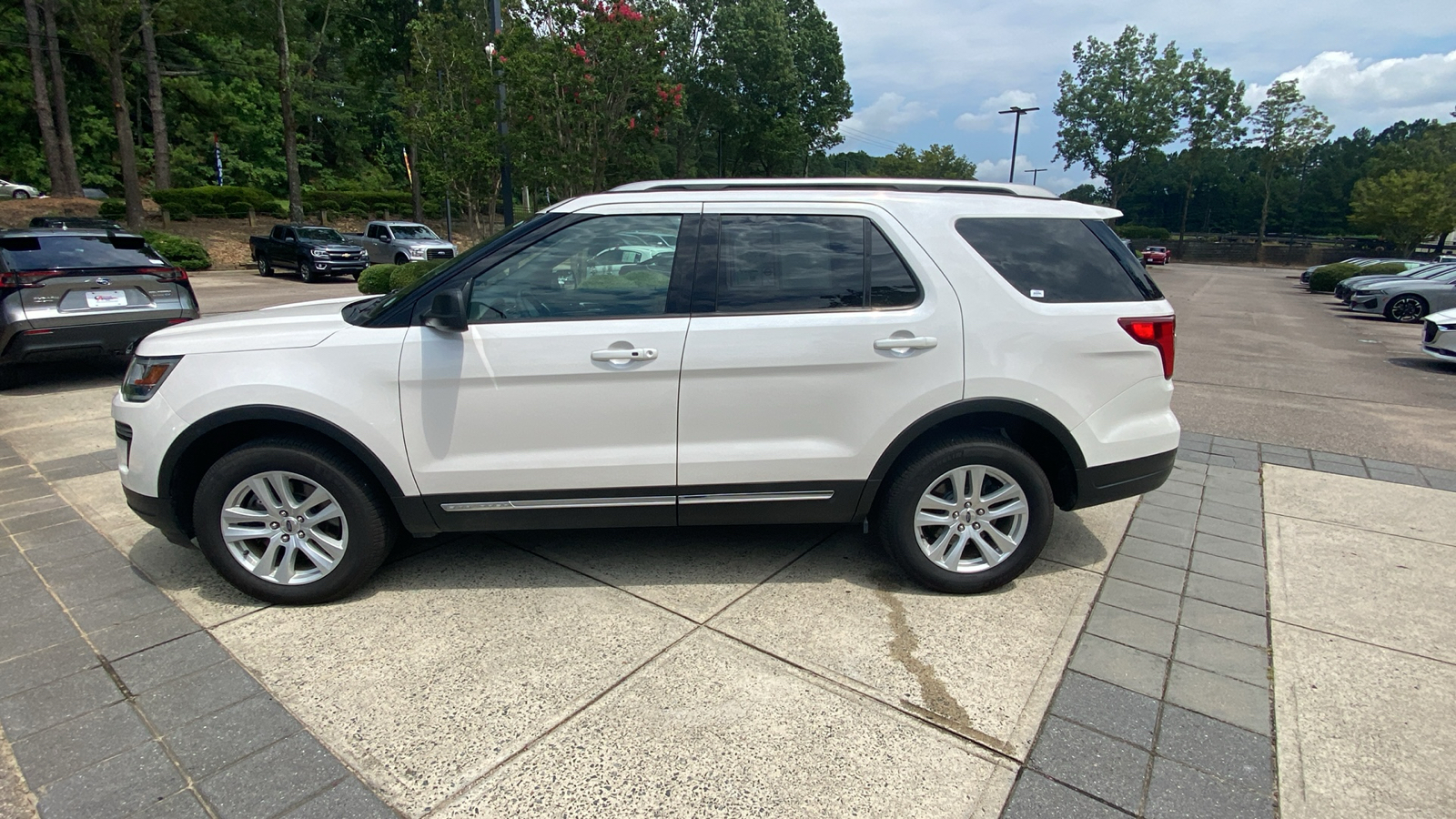 2019 Ford Explorer XLT 7