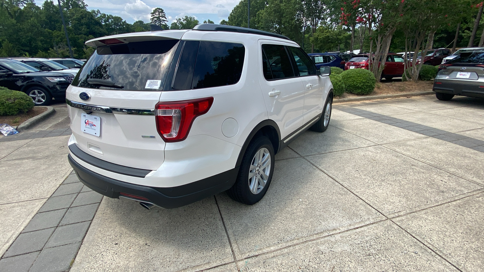 2019 Ford Explorer XLT 14