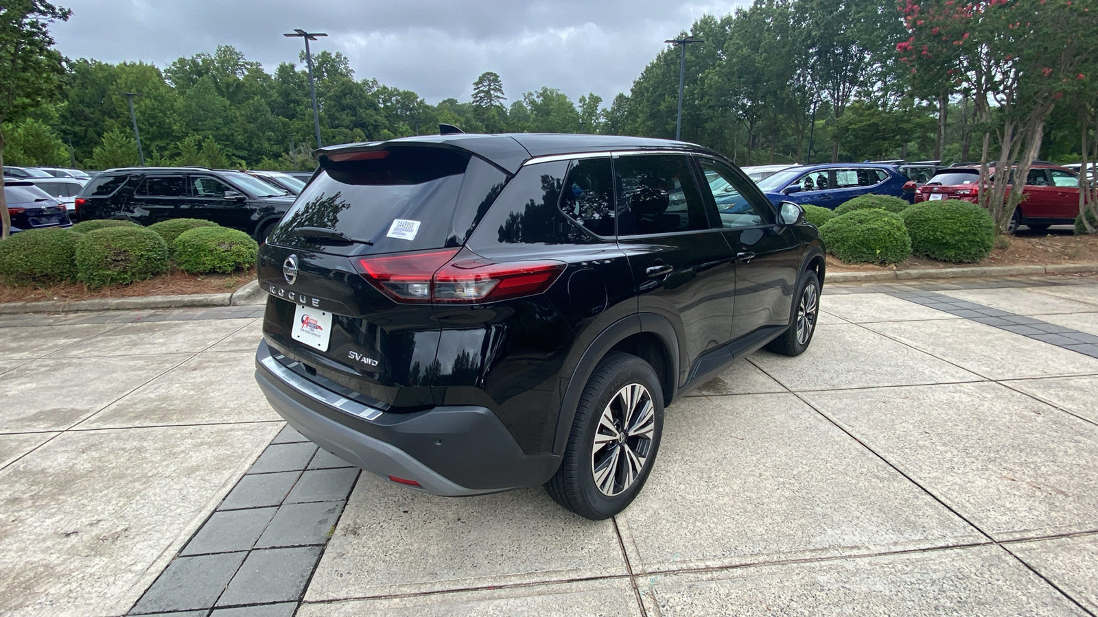 2021 Nissan Rogue SV 14