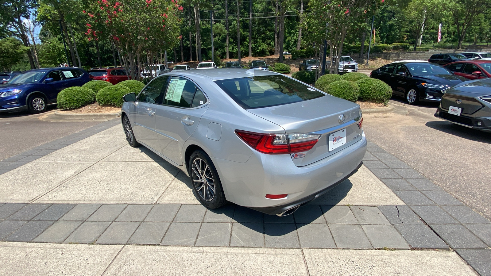 2016 Lexus ES 350 9