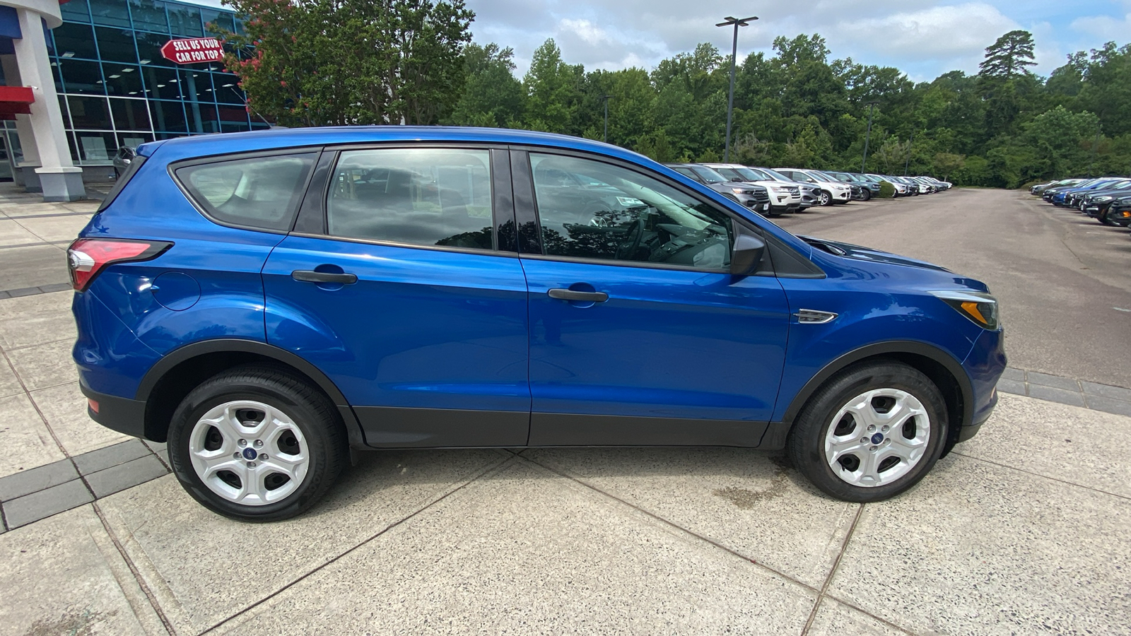 2018 Ford Escape S 16