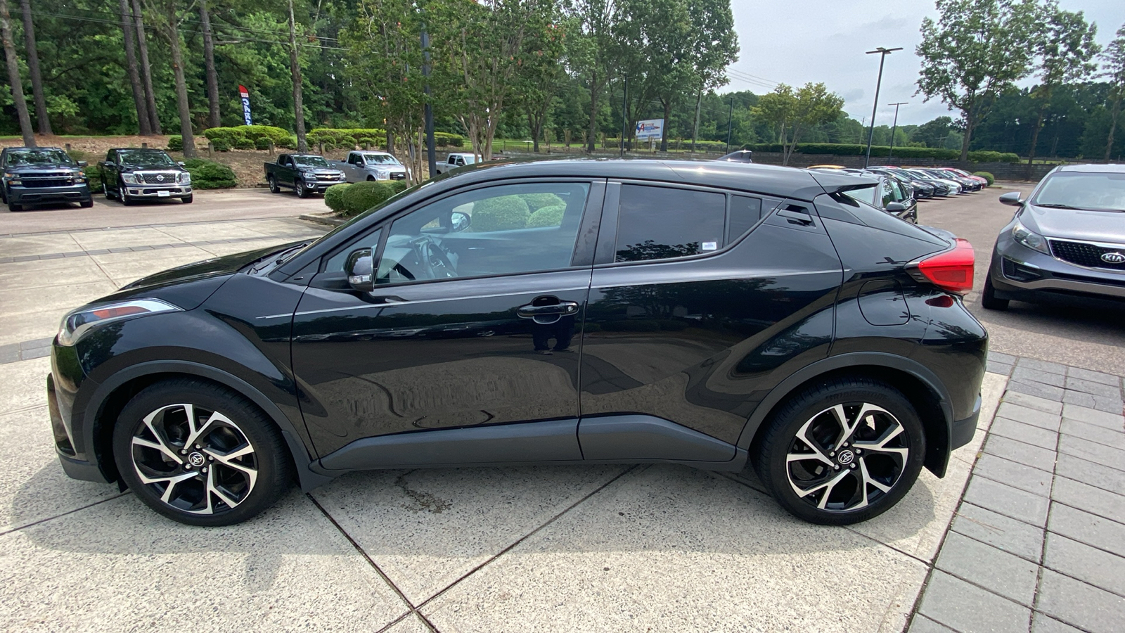 2018 Toyota C-HR XLE 7