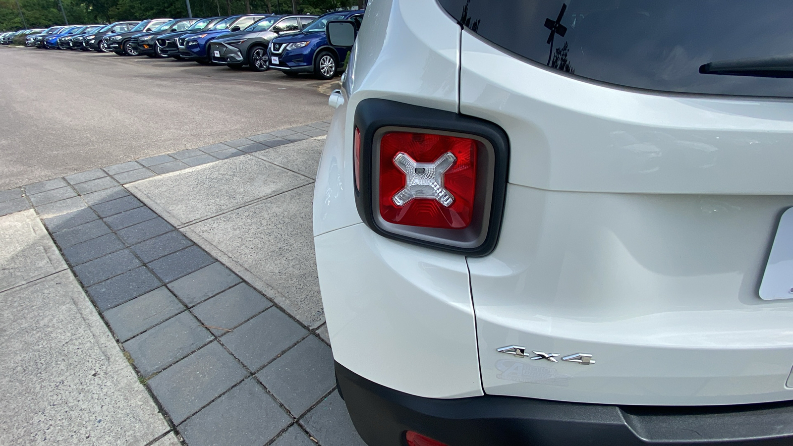 2019 Jeep Renegade Limited 12