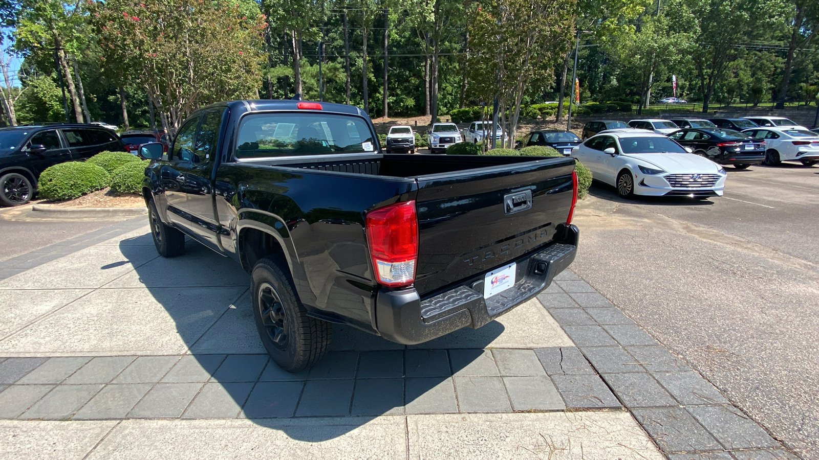 2017 Toyota Tacoma SR5 9