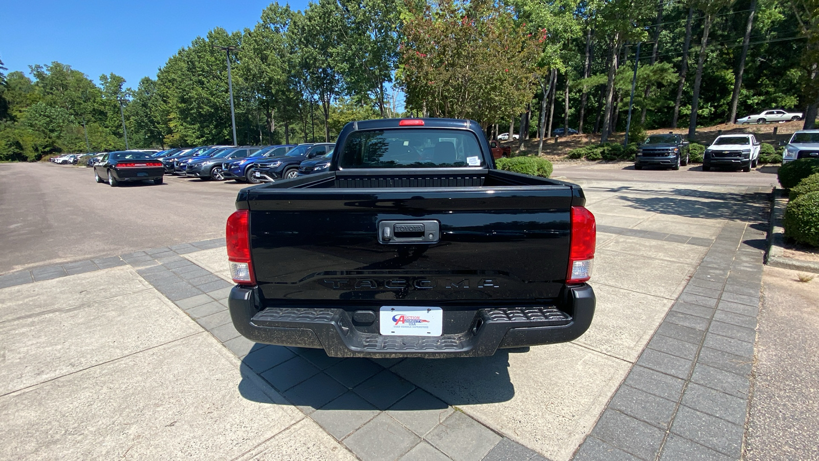 2017 Toyota Tacoma SR5 10