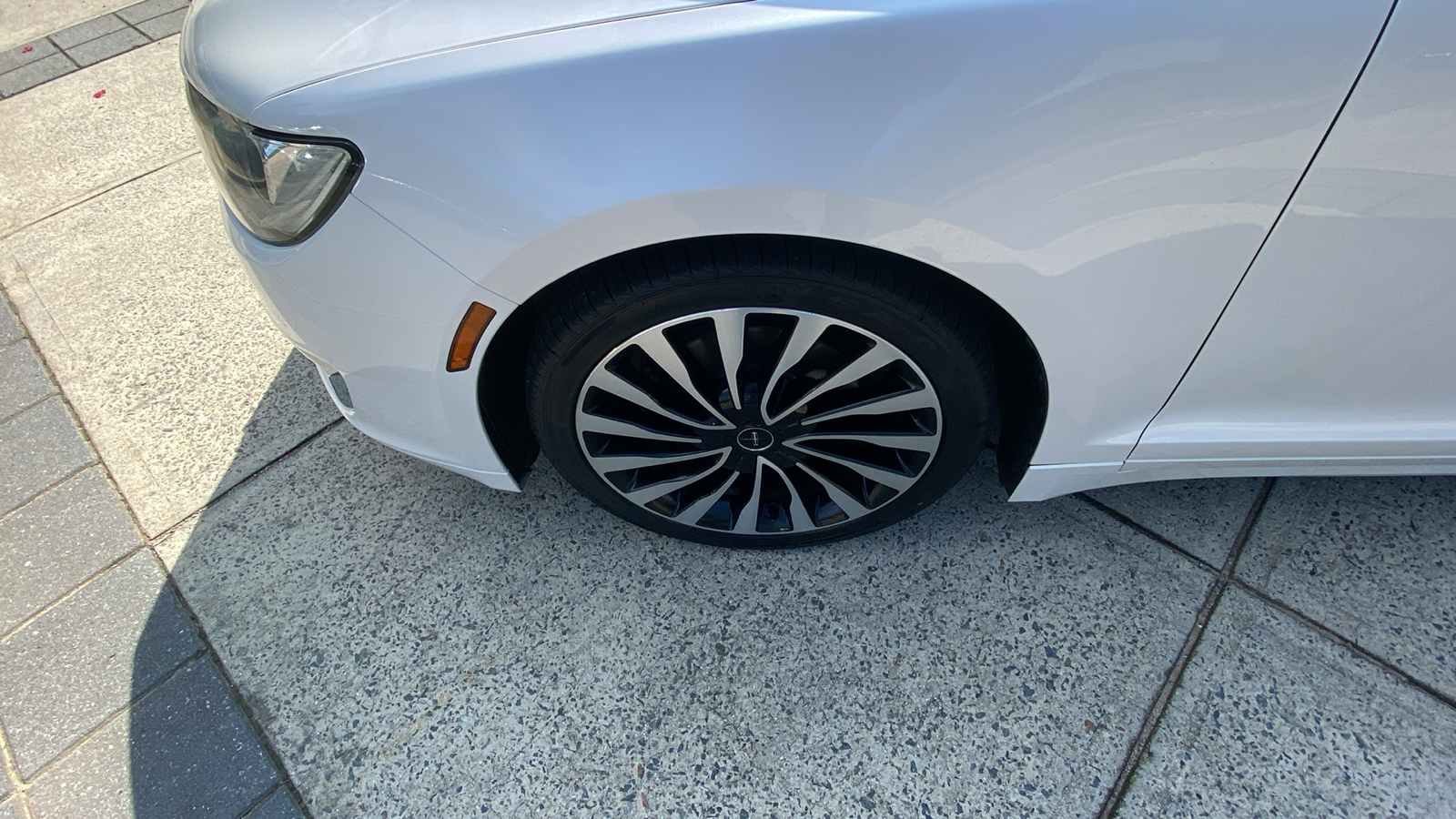 2017 Lincoln MKZ Black Label 6