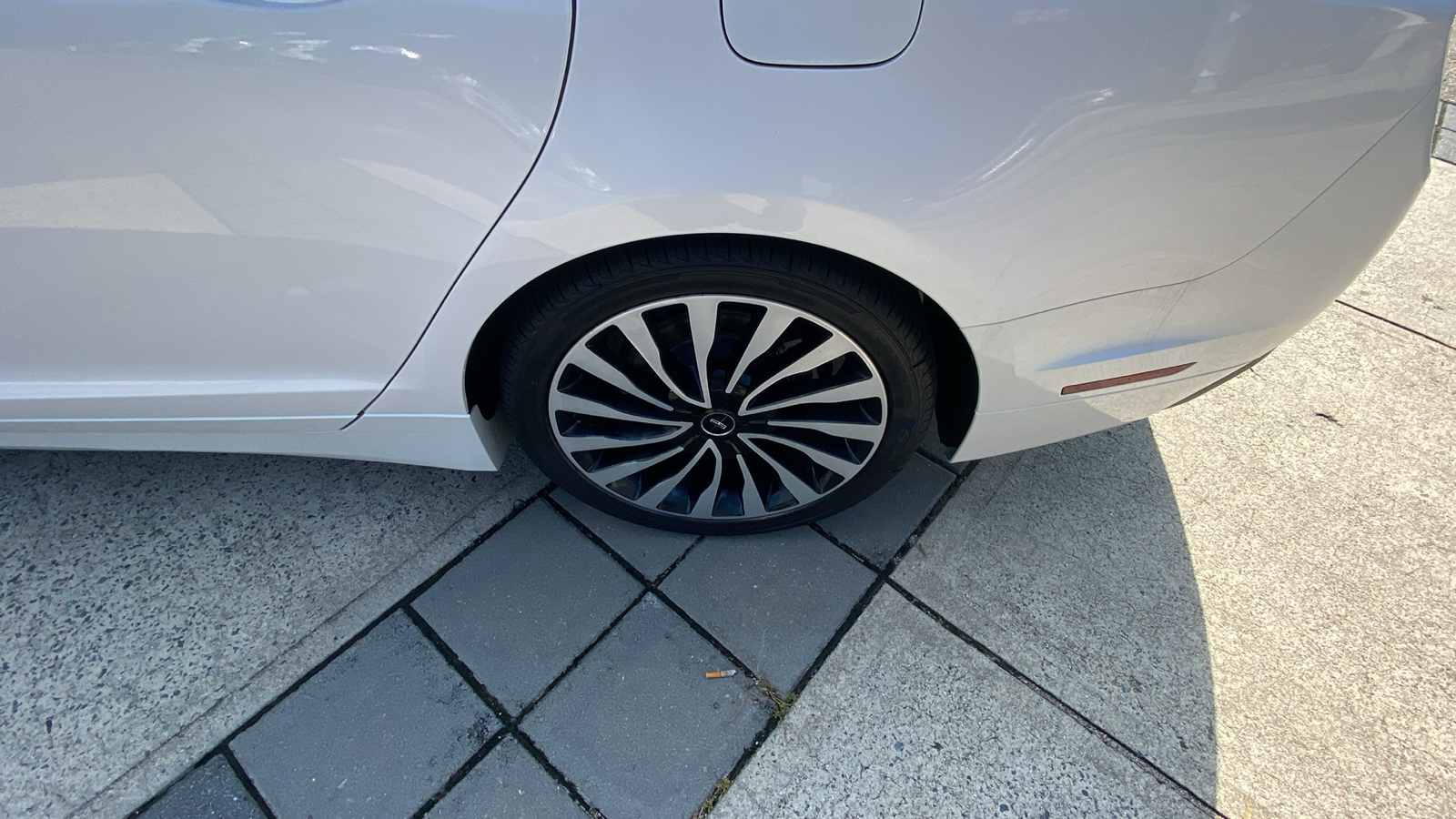 2017 Lincoln MKZ Black Label 8