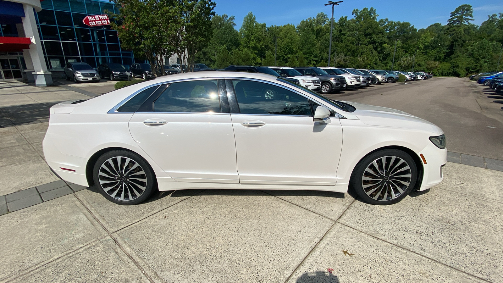 2017 Lincoln MKZ Black Label 16