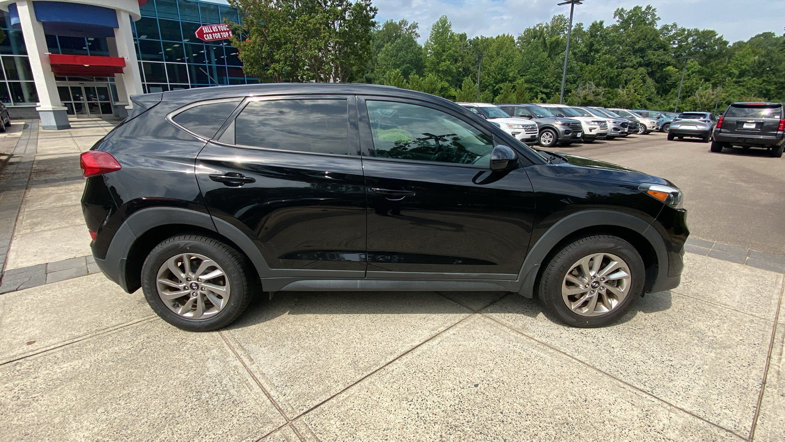 2018 Hyundai Tucson SE 16