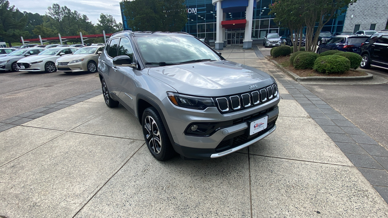 2022 Jeep Compass Limited 1