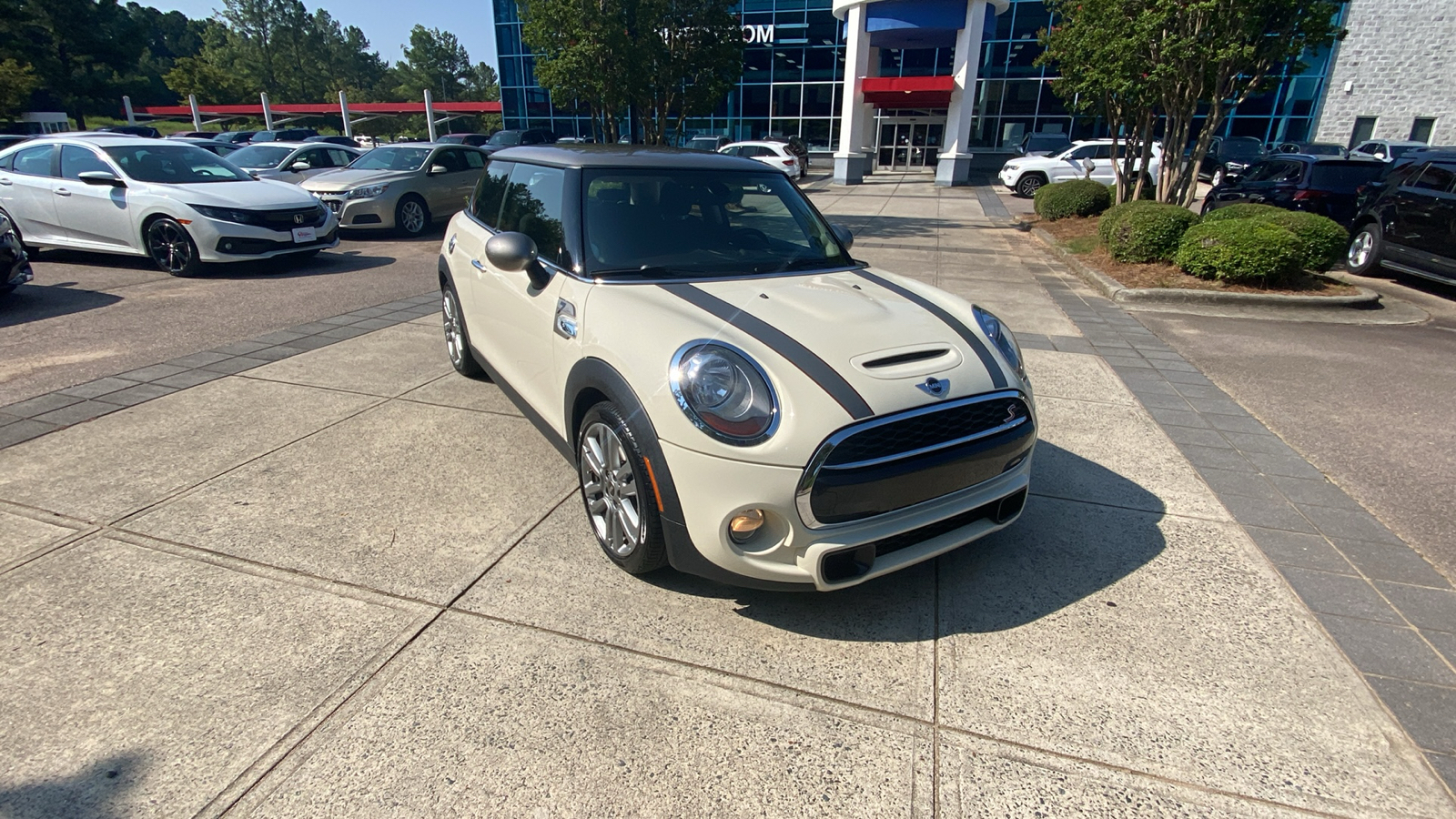 2018 MINI Cooper S Base 1