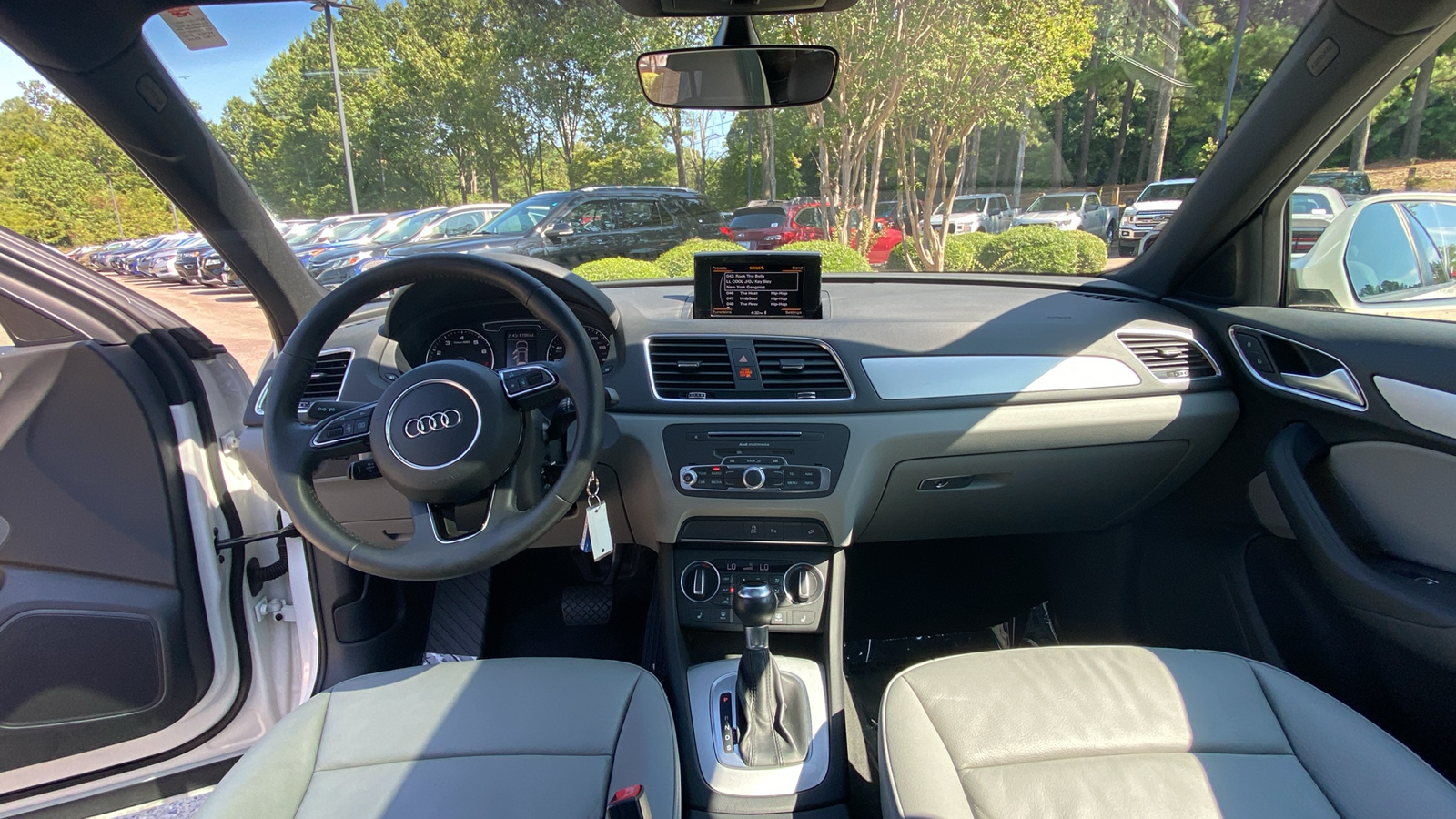 2018 Audi Q3 2.0T Premium 41