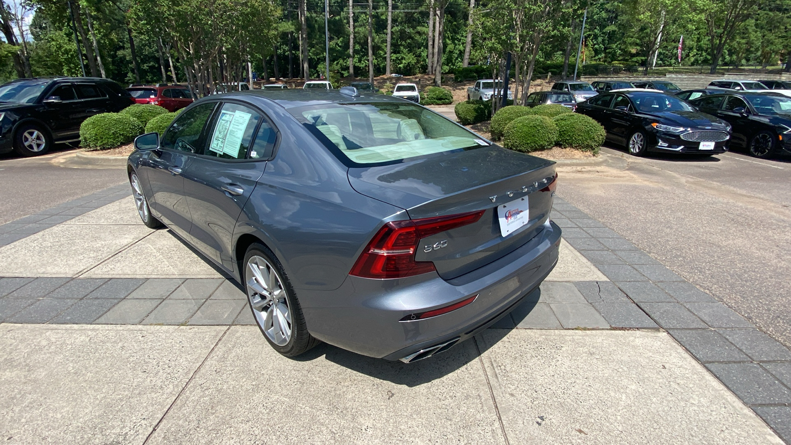 2021 Volvo S60 T5 Momentum 9