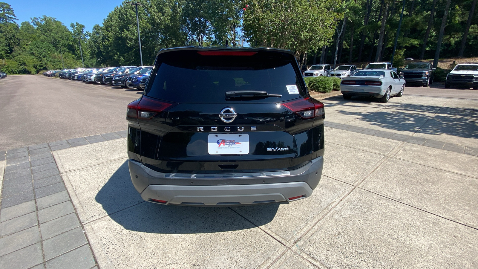 2021 Nissan Rogue SV 10