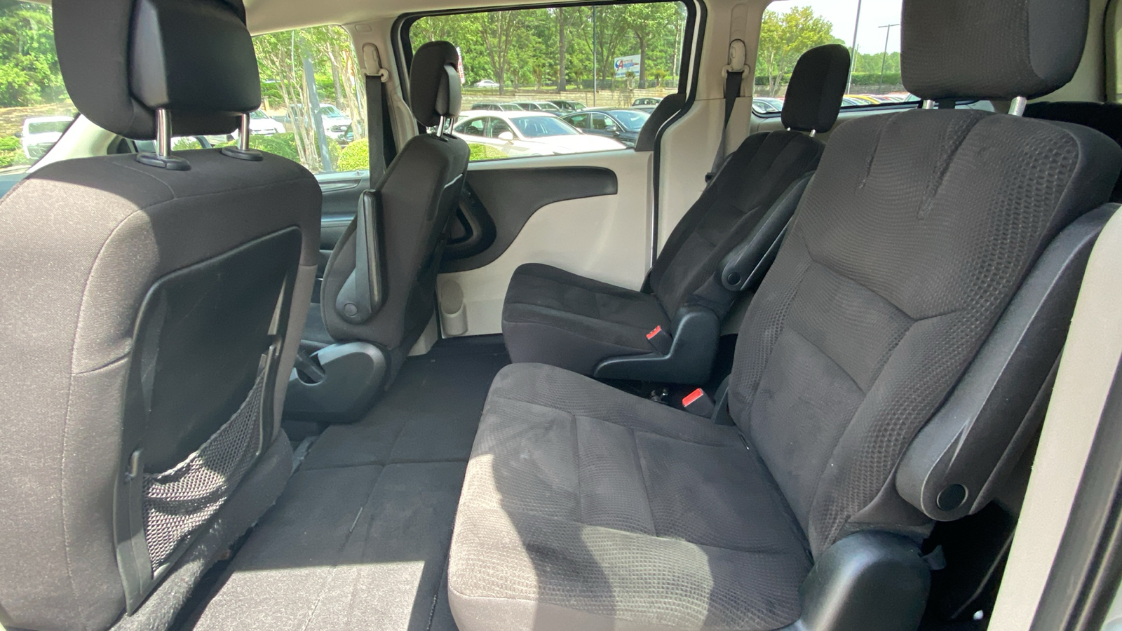 2018 Dodge Grand Caravan SE 31