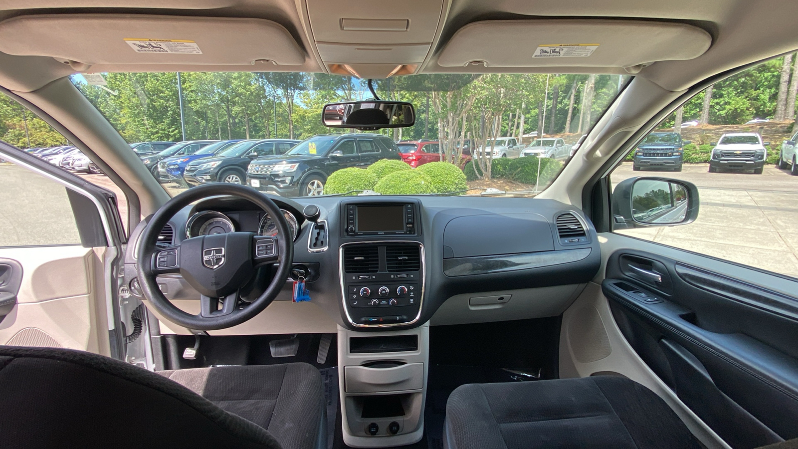 2018 Dodge Grand Caravan SE 32