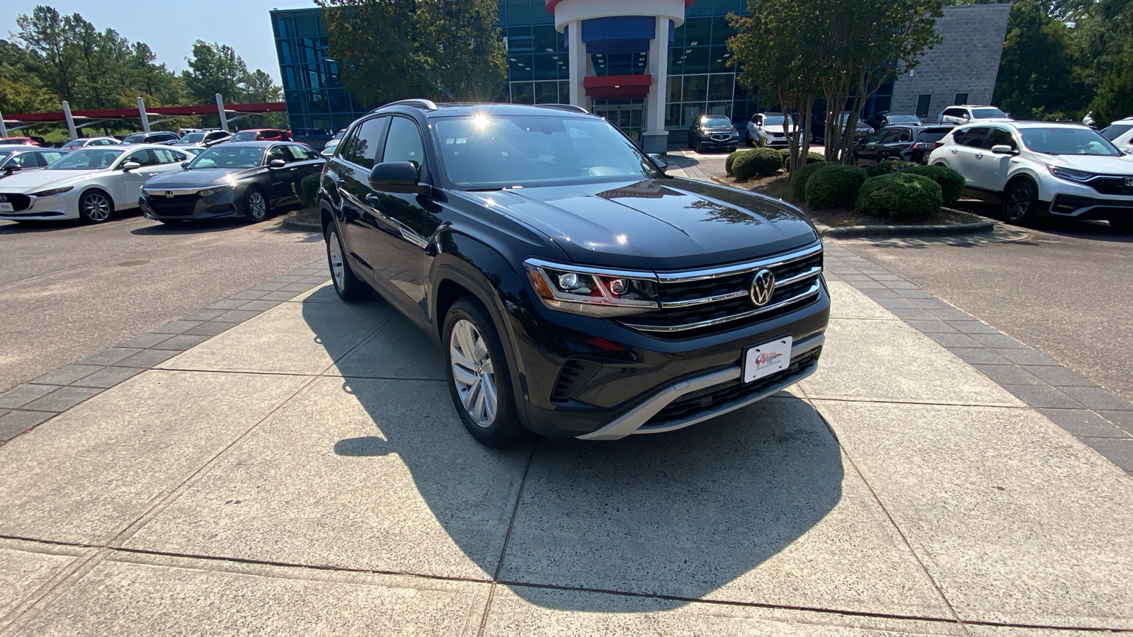 2021 Volkswagen Atlas Cross Sport 3.6L V6 SE w/Technology 1