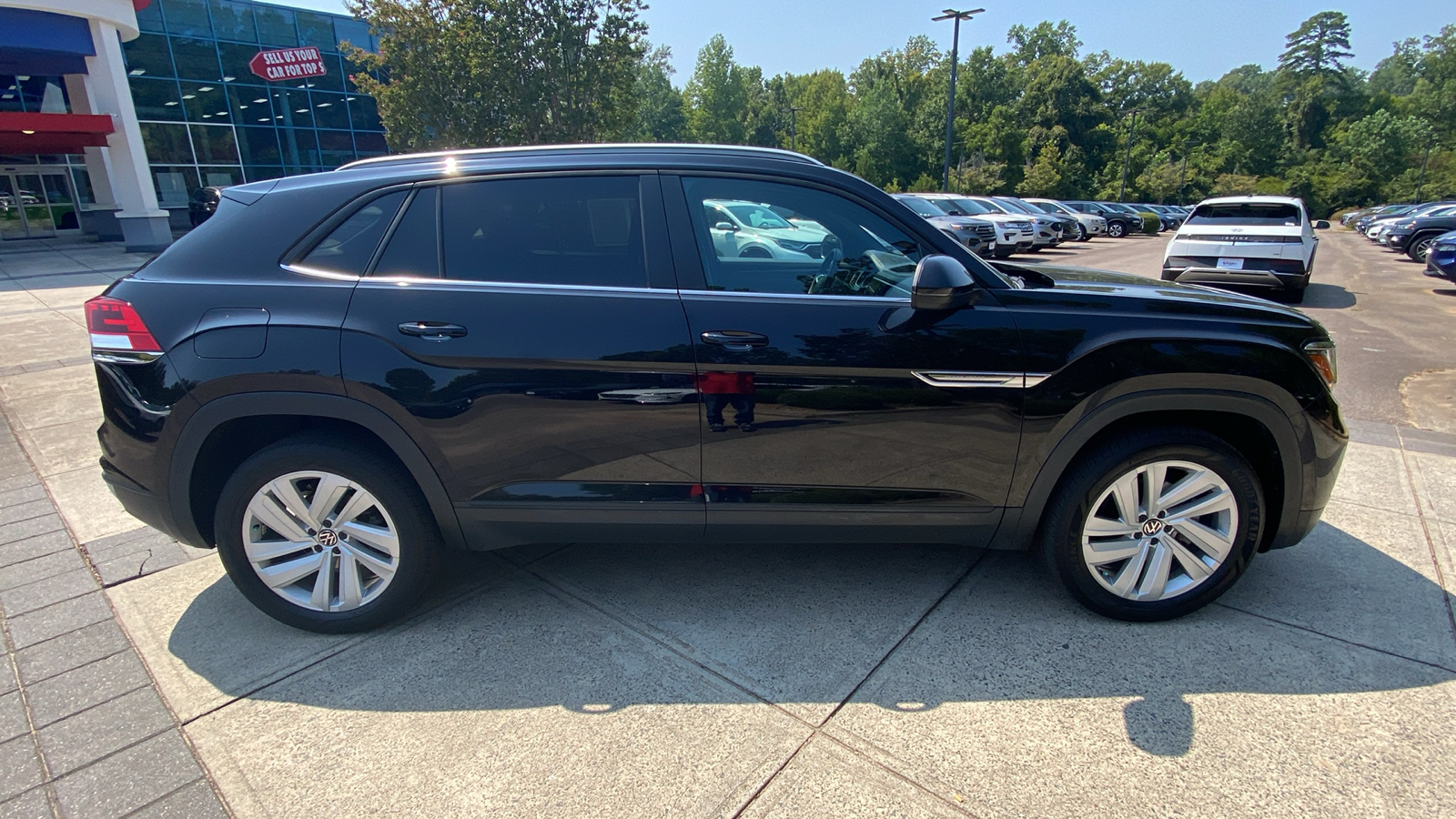 2021 Volkswagen Atlas Cross Sport 3.6L V6 SE w/Technology 16