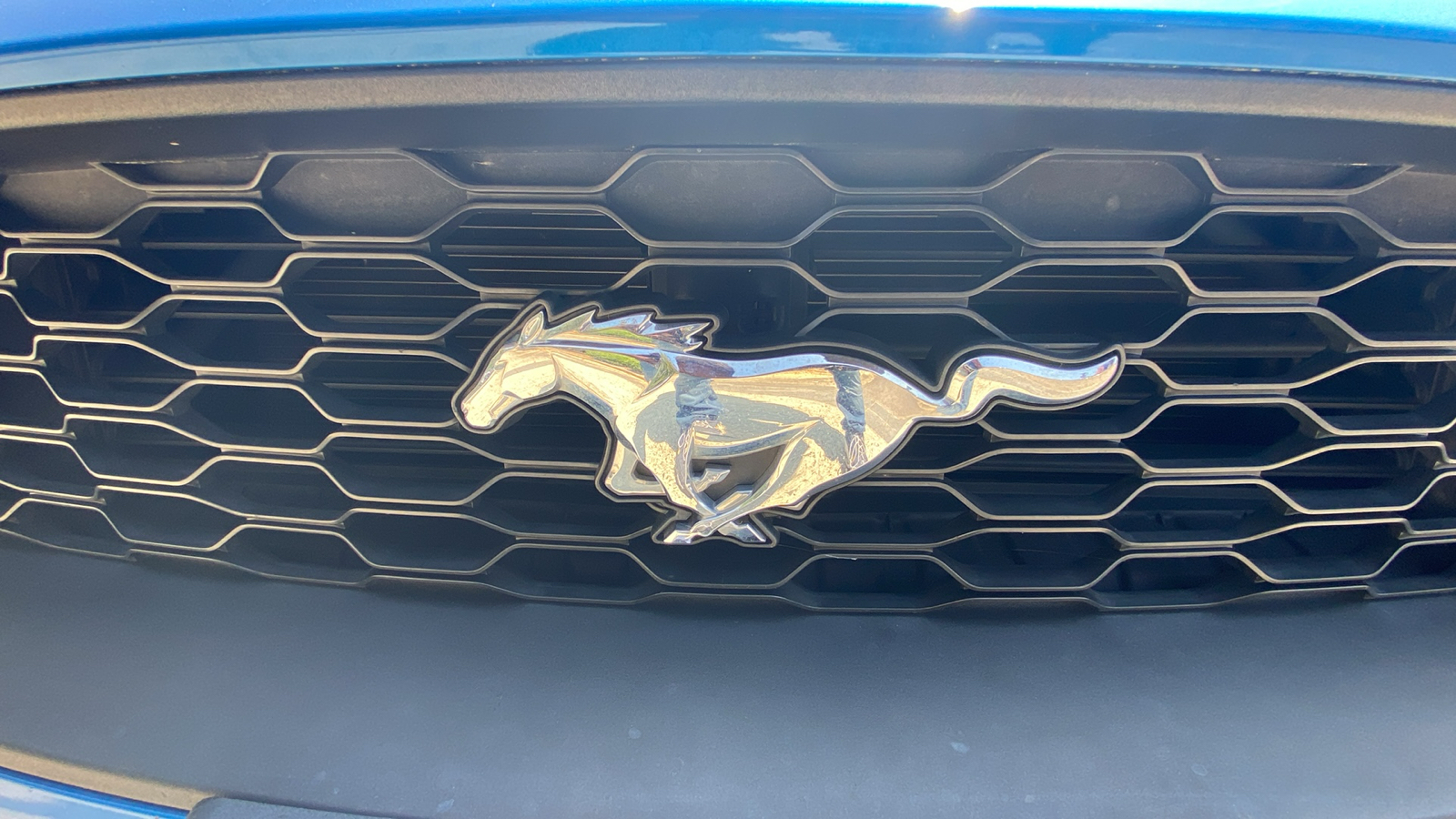 2019 Ford Mustang EcoBoost 18